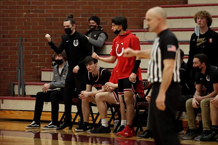 Thurston.Willamette.boys-basketball.Michele-Bunch.98